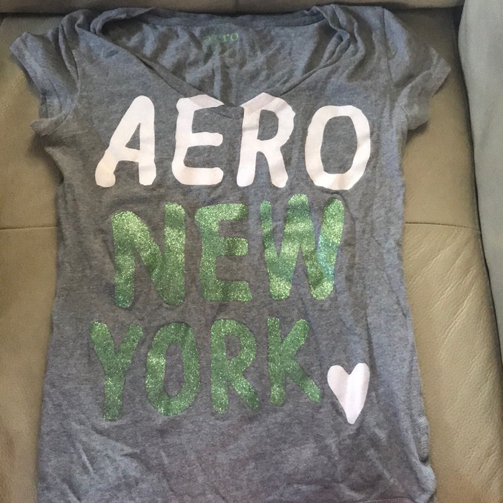 Aeropostale gray short sleeve tee